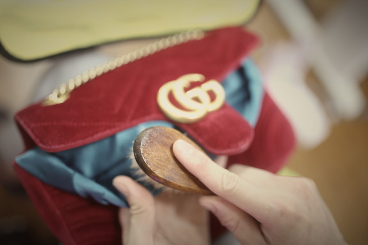 Brushing Gucci Marmont velvet